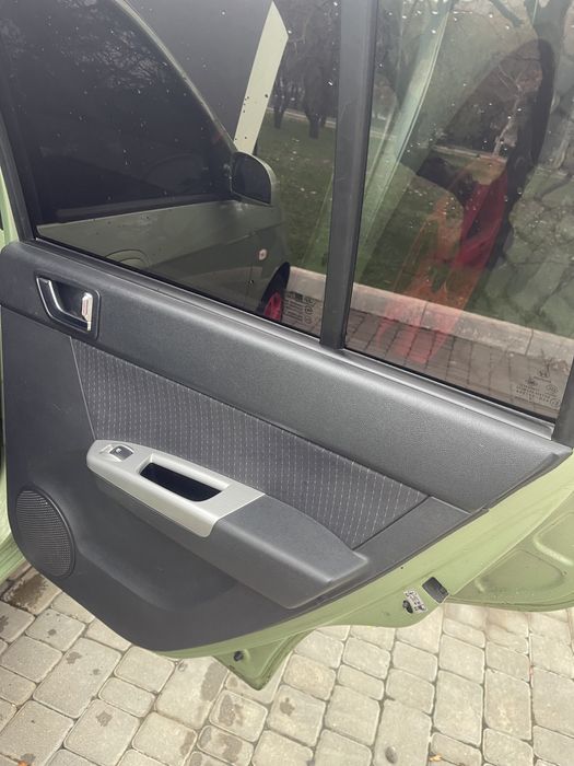 хендай гетц.