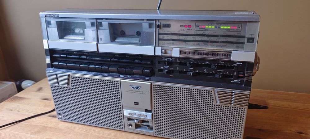 Magnetofon Sharp GF-555X sprawny.