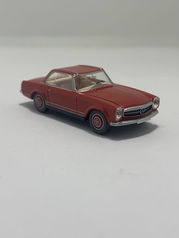 Mercedes 280 SL Coupe da Wiking escala 1/87