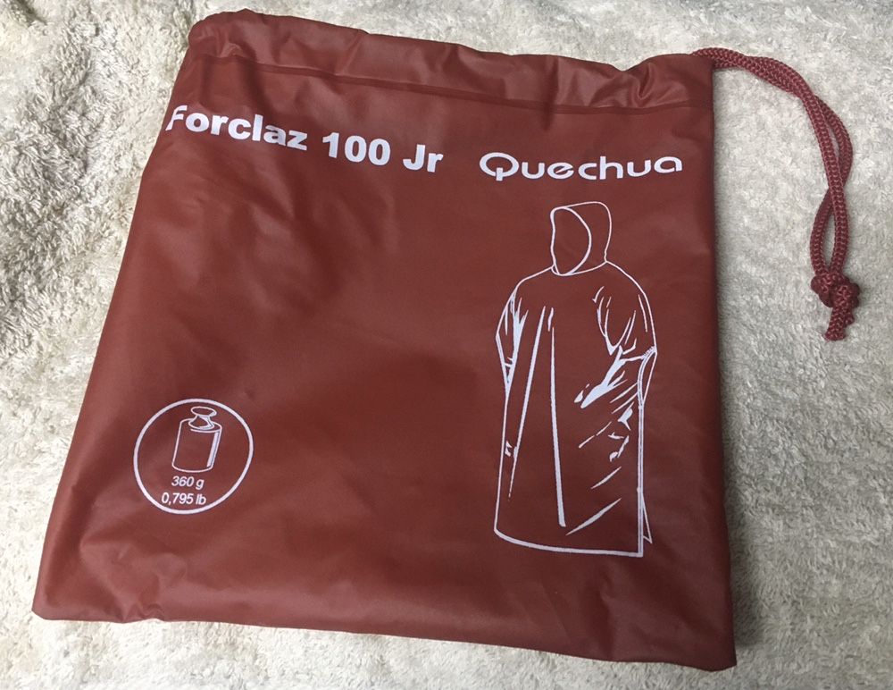 Poncho de caminhada Quechua Decathlon