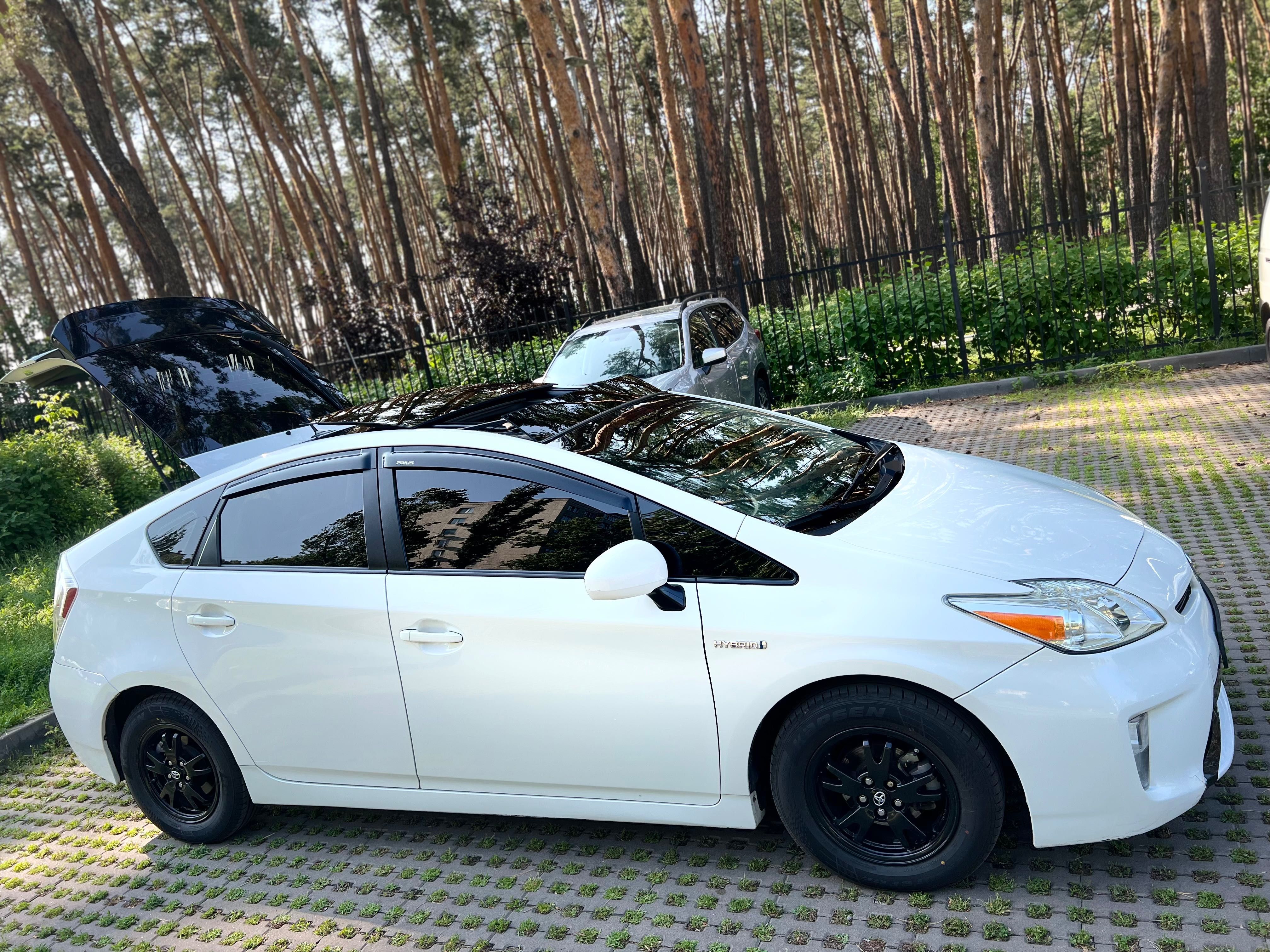 Toyota Prius 2014