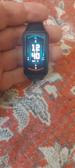 Часы Honor band 6