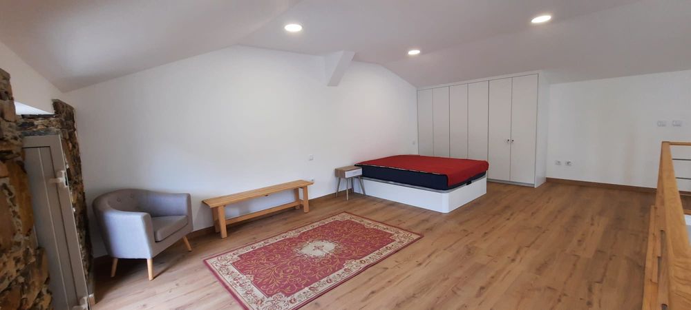 Moradia Nova mobilada para arrendamento temporário!