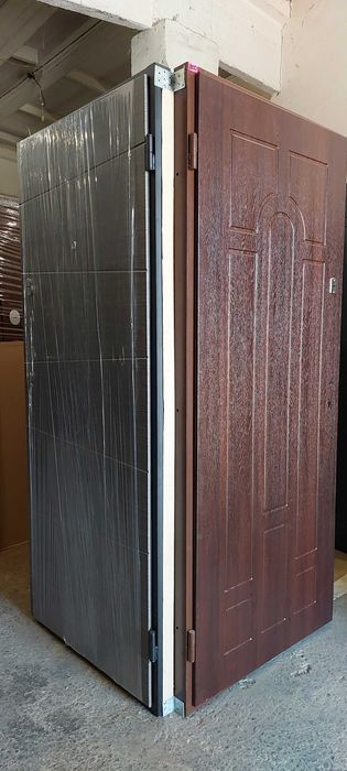 Вуличні вхідні двері для будинку зі склом входные двери уличные ; дом