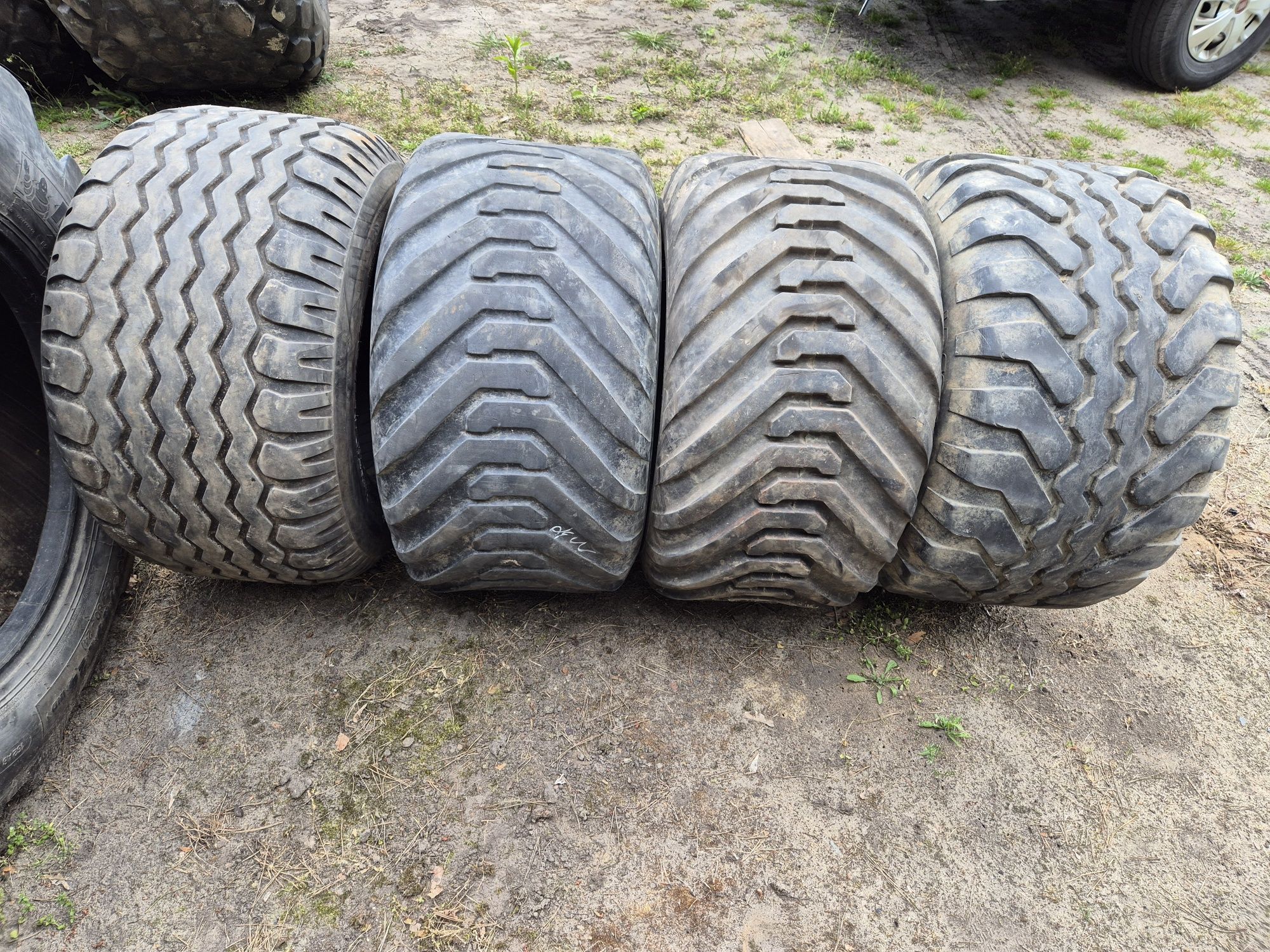 Opony 400/60-15.5  400/60r15.5