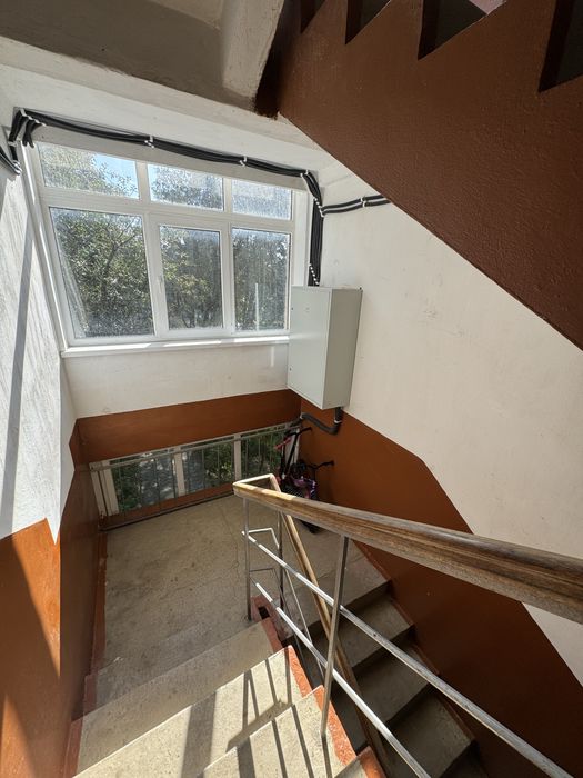 Продаж просторої 3-х кім.квартири без ремонту