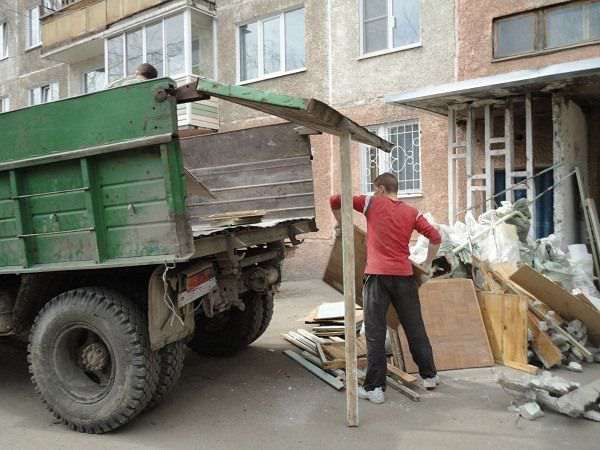 Вивезення будівельного сміття, старих меблів, у Львові