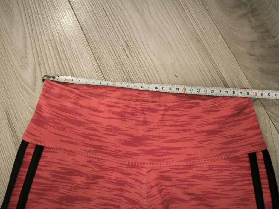 Piękne różowe legginsy Adidas XS