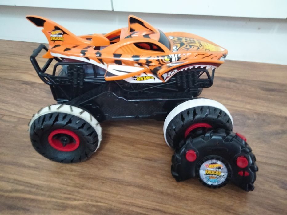 Hot Wheels Monster Truck Pojazd zdalnie sterowany.