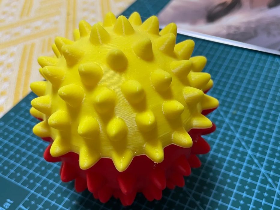 Bola "Hedgehog" para Cães
