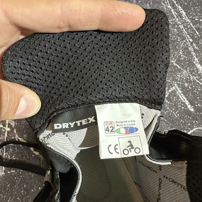 Нові шкіряні ботінки FORMA Swift Dry Waterproof 42 розмір 27 см