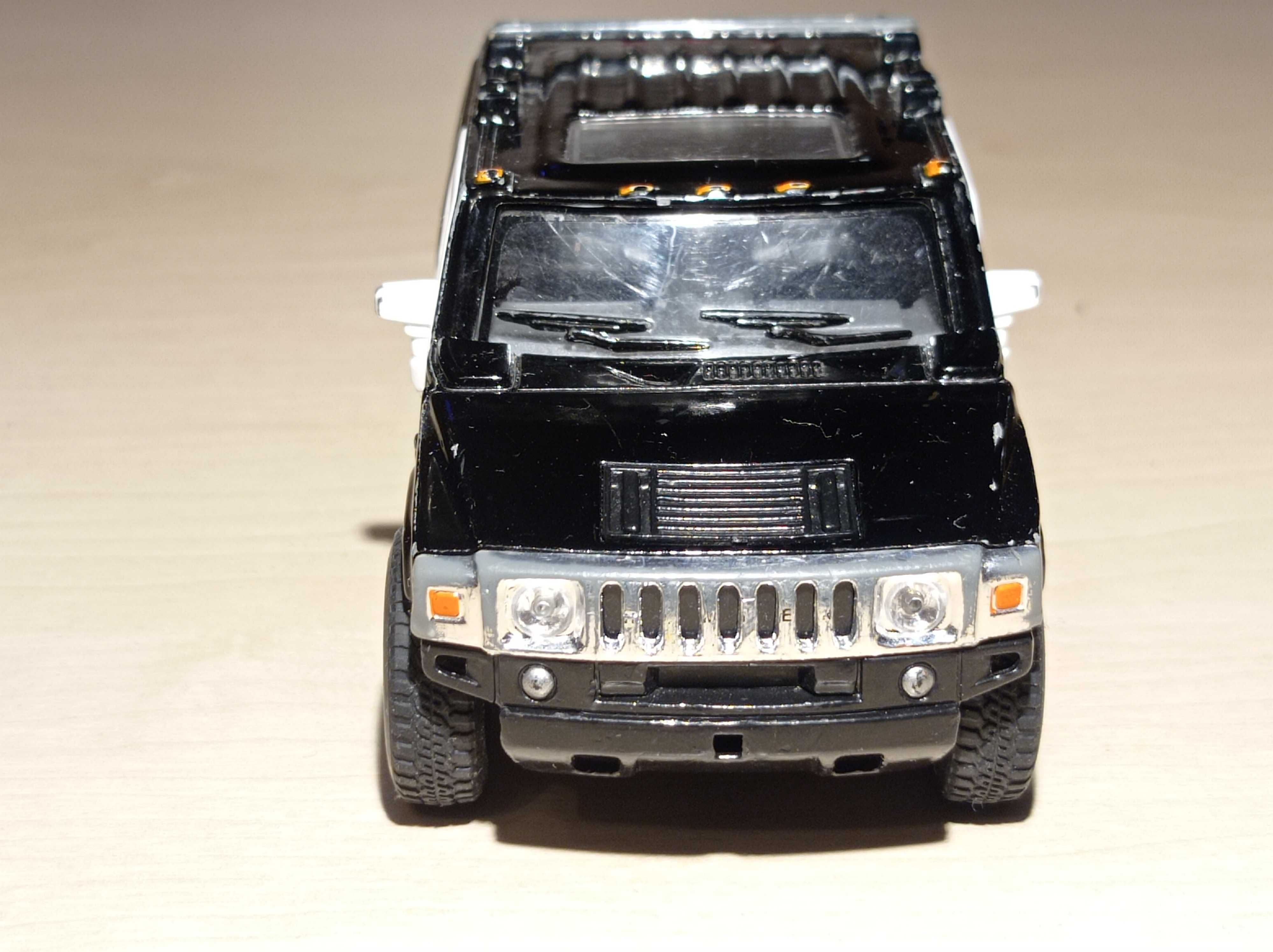 Model samochodu Hummer H2 (2005)