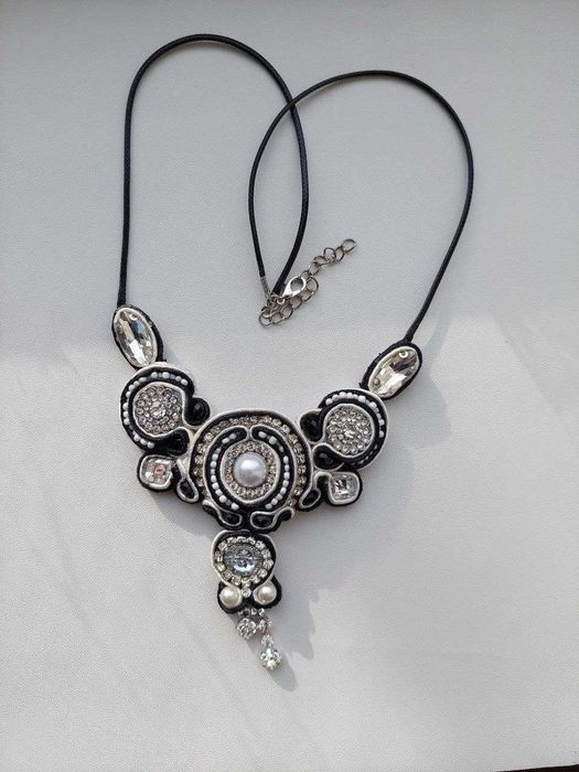 Підвіска (Сутажне мистецтво)