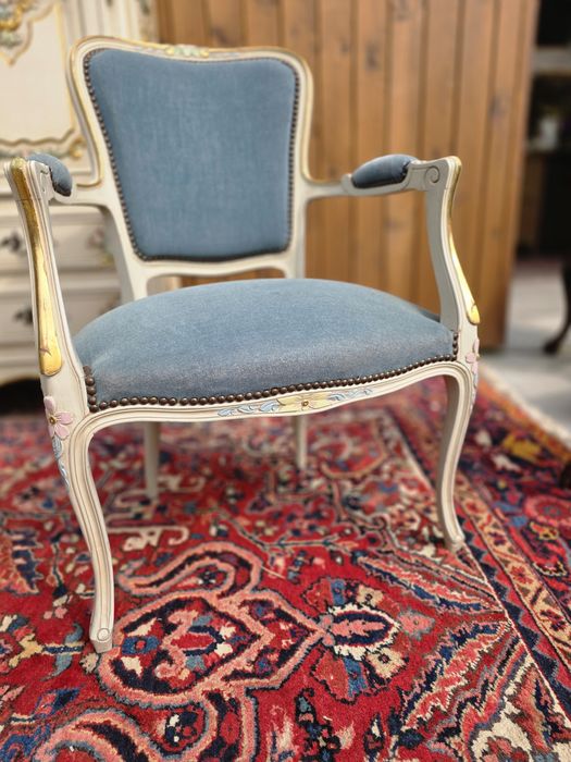 Francuski fotelik krzesło Ludwik niebieski kremowy #2073 Stylowy Węgró