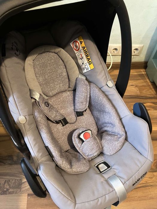 Автолюлька/автокрісло Maxi Cosi Rock 0+