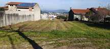 Lote de terreno com 713m².