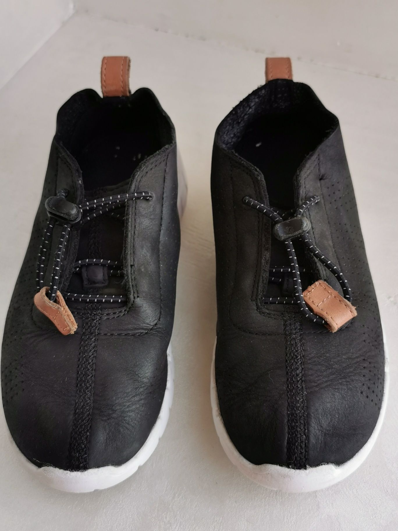 Кожаные кроссовки "Clarks" UK11, 5G