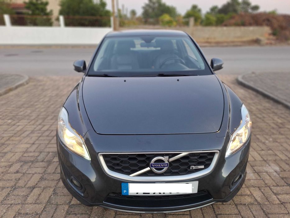 O Volvo C30 1.6 D R-Design Irrepreensivel de 2011