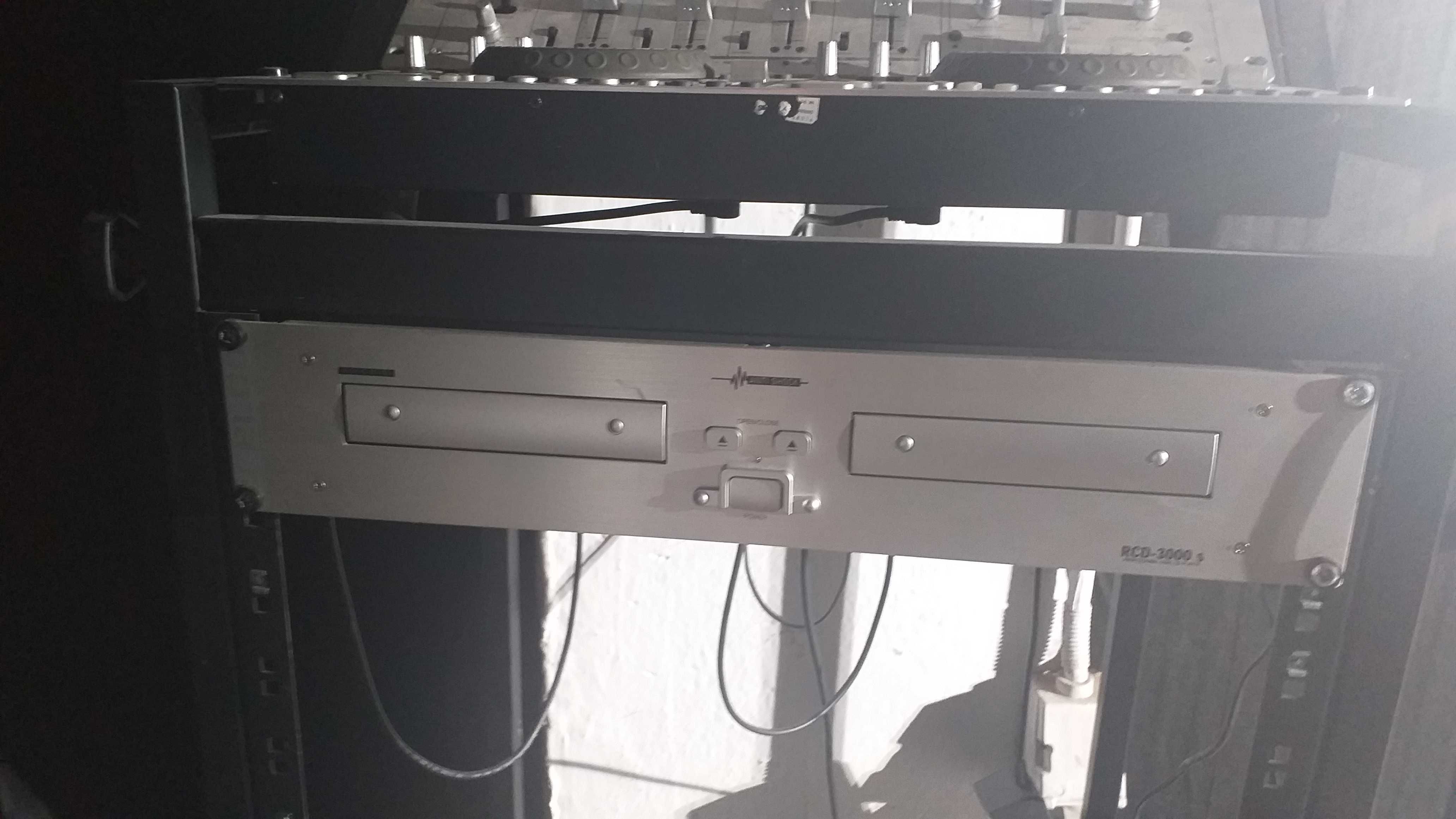 Sprzedam mikser audio