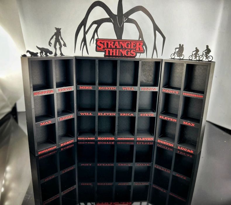 Półka dla figurek Kinder Joy Stranger Things szafka prezent pod choink