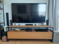 szafka RTV loftowa firmy HUGLE (drewno)