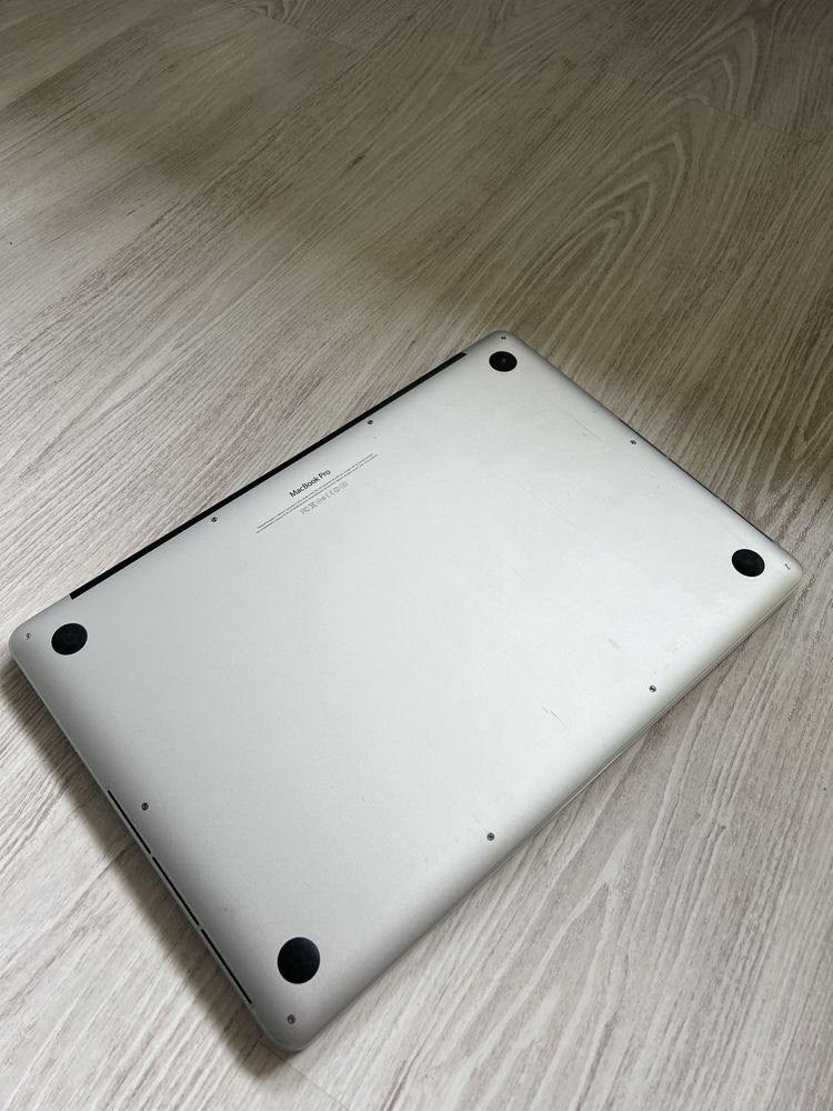 Macbook pro 2012 retina i7, 16gb ram 500gb dysk