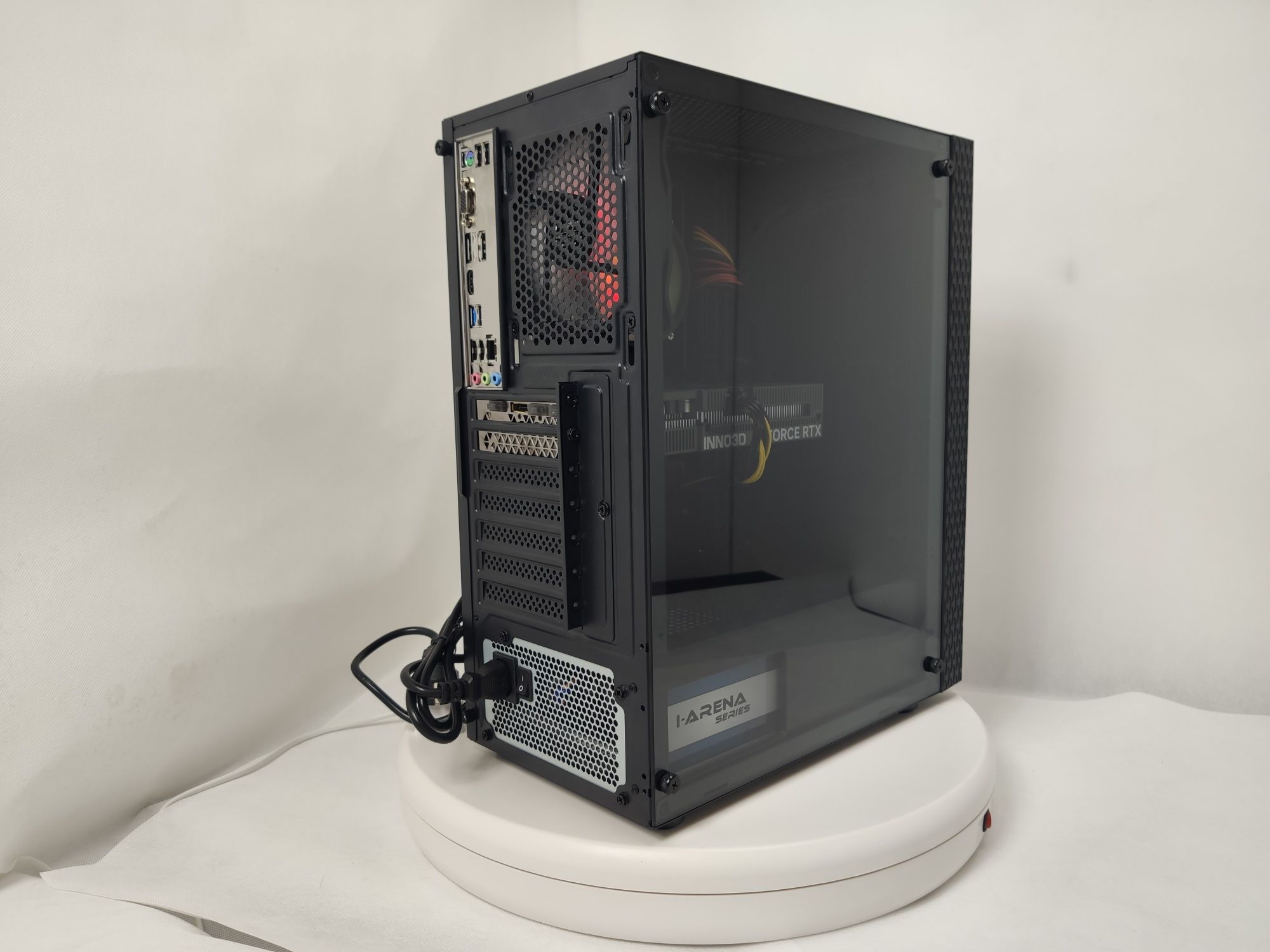 Komputer Gamingowy i7-13700, RTX 5060 Ti, 16 GB,SSD,Win 11 Pro