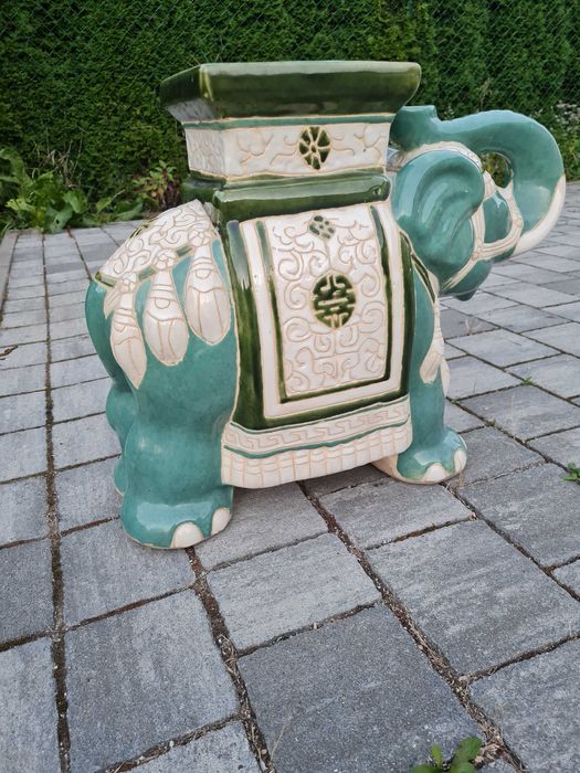 Słoń porcelanowy - duzy