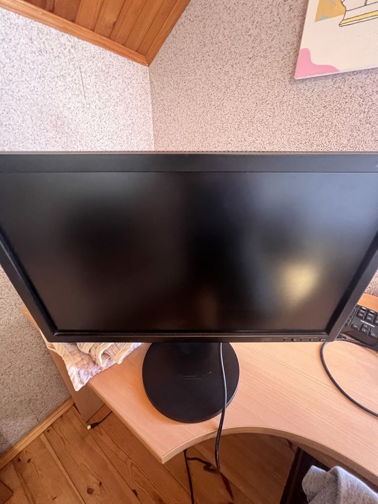 NEC MultiSync EA232WMi — 23″ IPS, Full HD 1920×1080