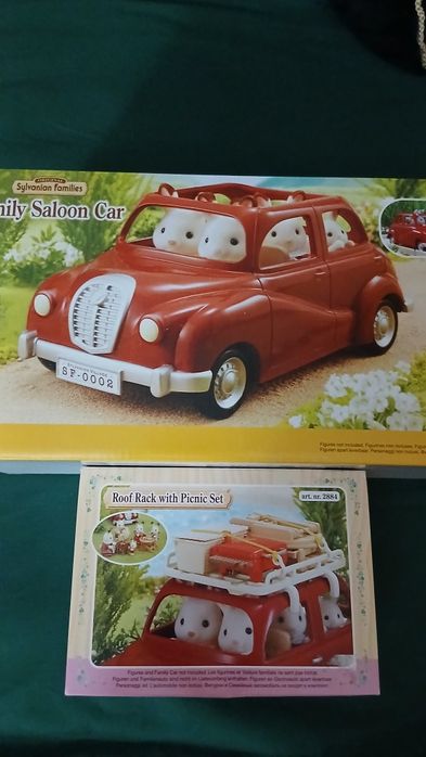 Скидка!!Sylwanian families .Красная  с багажником и гриле.