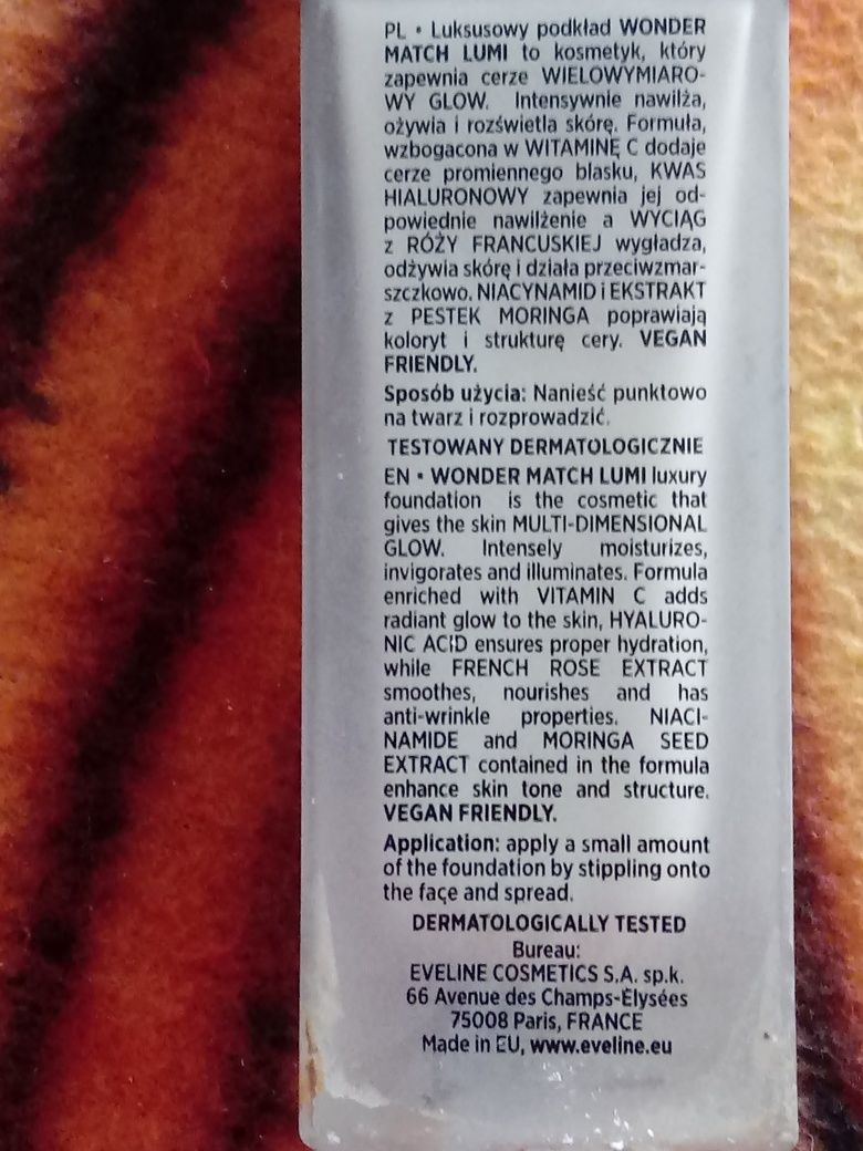 Podkład do twarzy Eveline wonder match lumi SPF 20