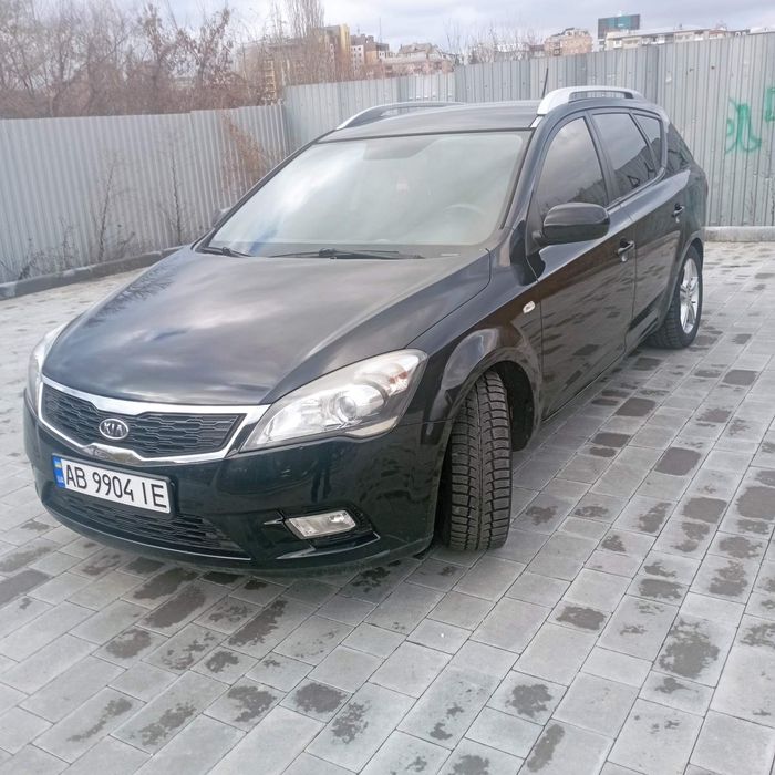 Кіа сееd 2010 року