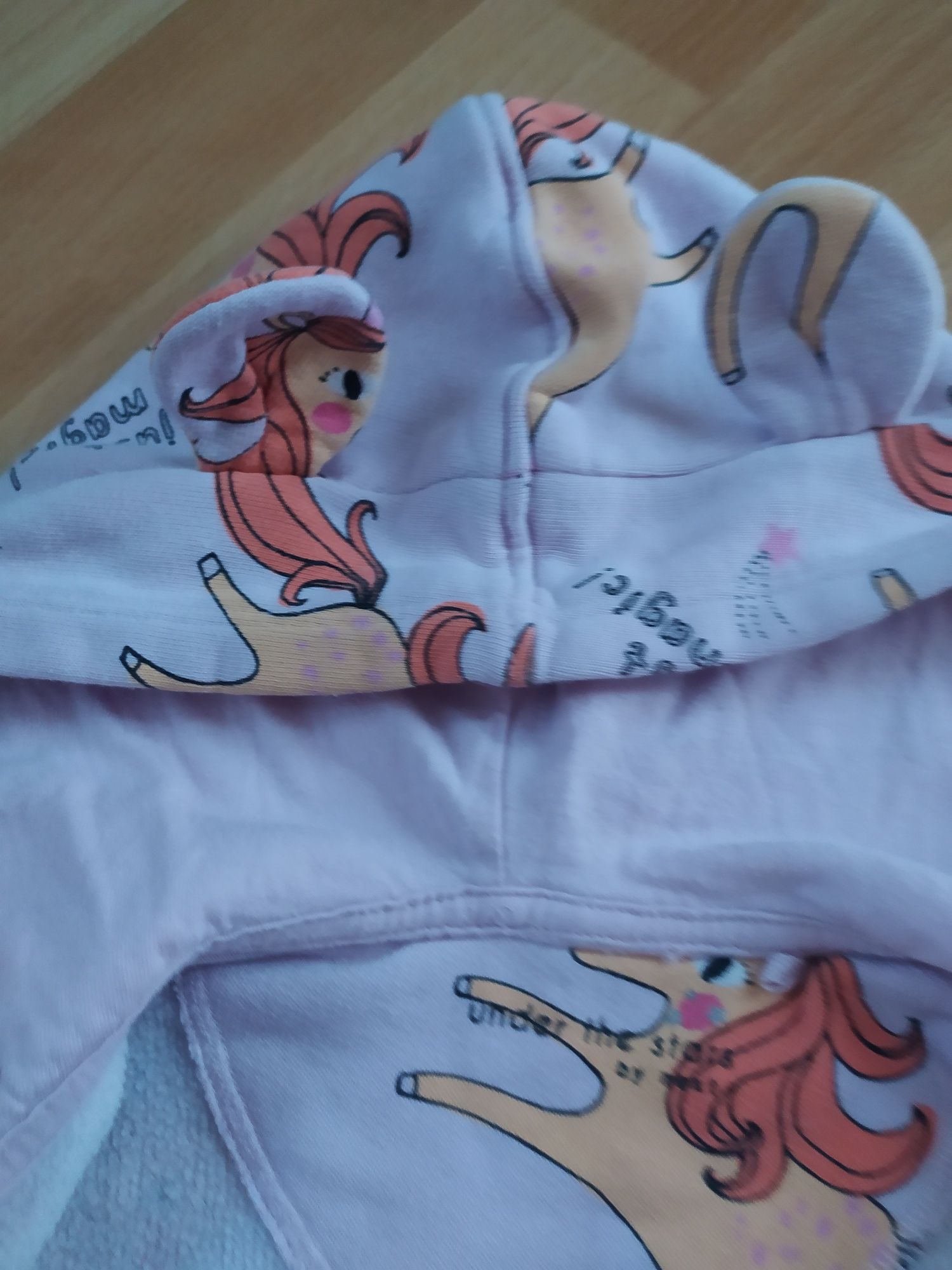 Piżamka pajacyk dla dziewczynki