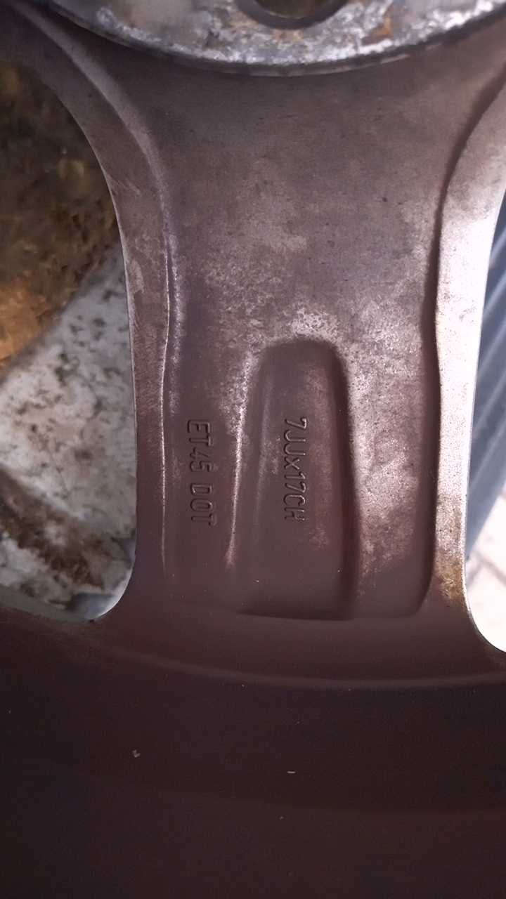 Felgi aluminiowe 17 Toyota Corolla Verso II