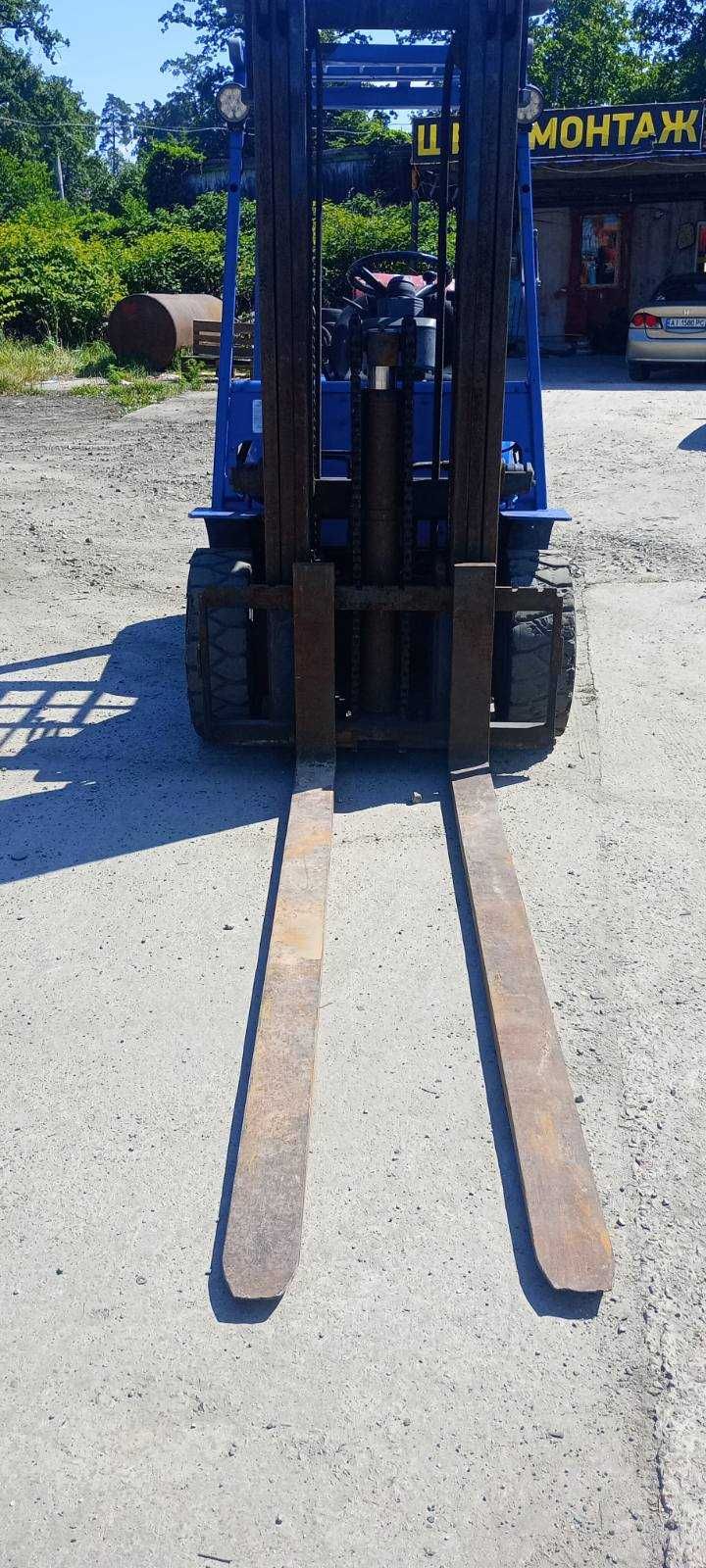 Вилковий навантажувач Toyota 6FG-30 (Б/В)
