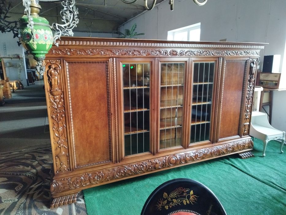 biblioteka gabinetowa secesyjna witryna Antyk pięknie zdobiona