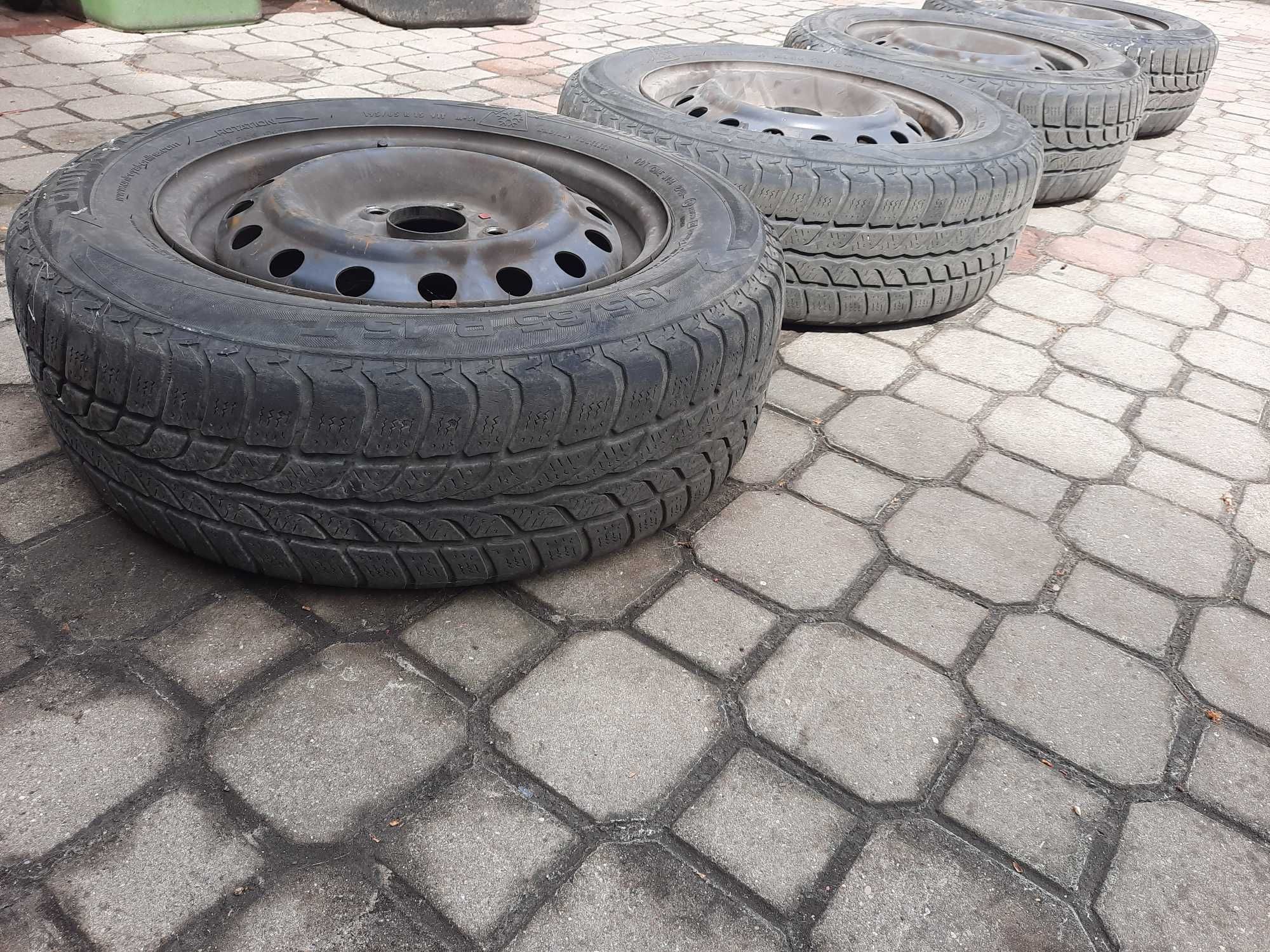 Felgi stalowe Honda koła komplet 15 5x114,3 oryginalne kołpaki gratis