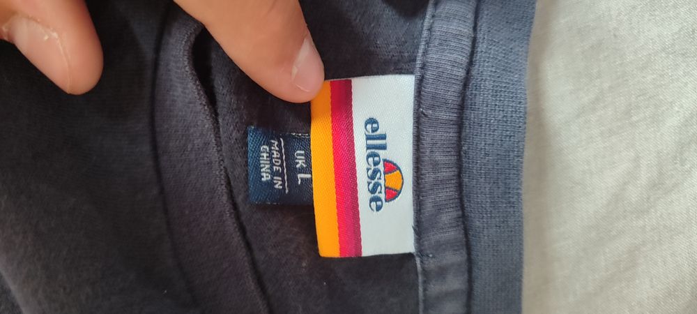 Футболка elessee