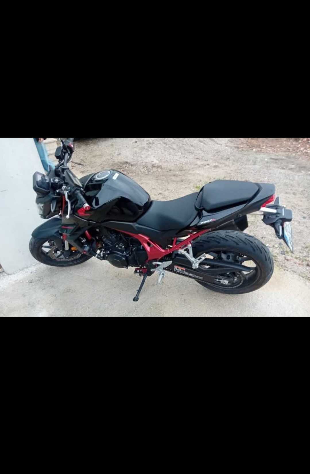 Honda Hornet 750 de 2023