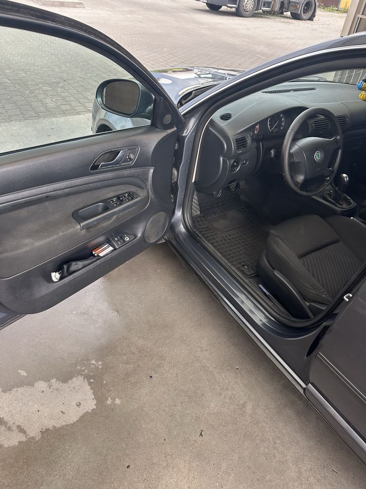Skoda superb 1.8 t