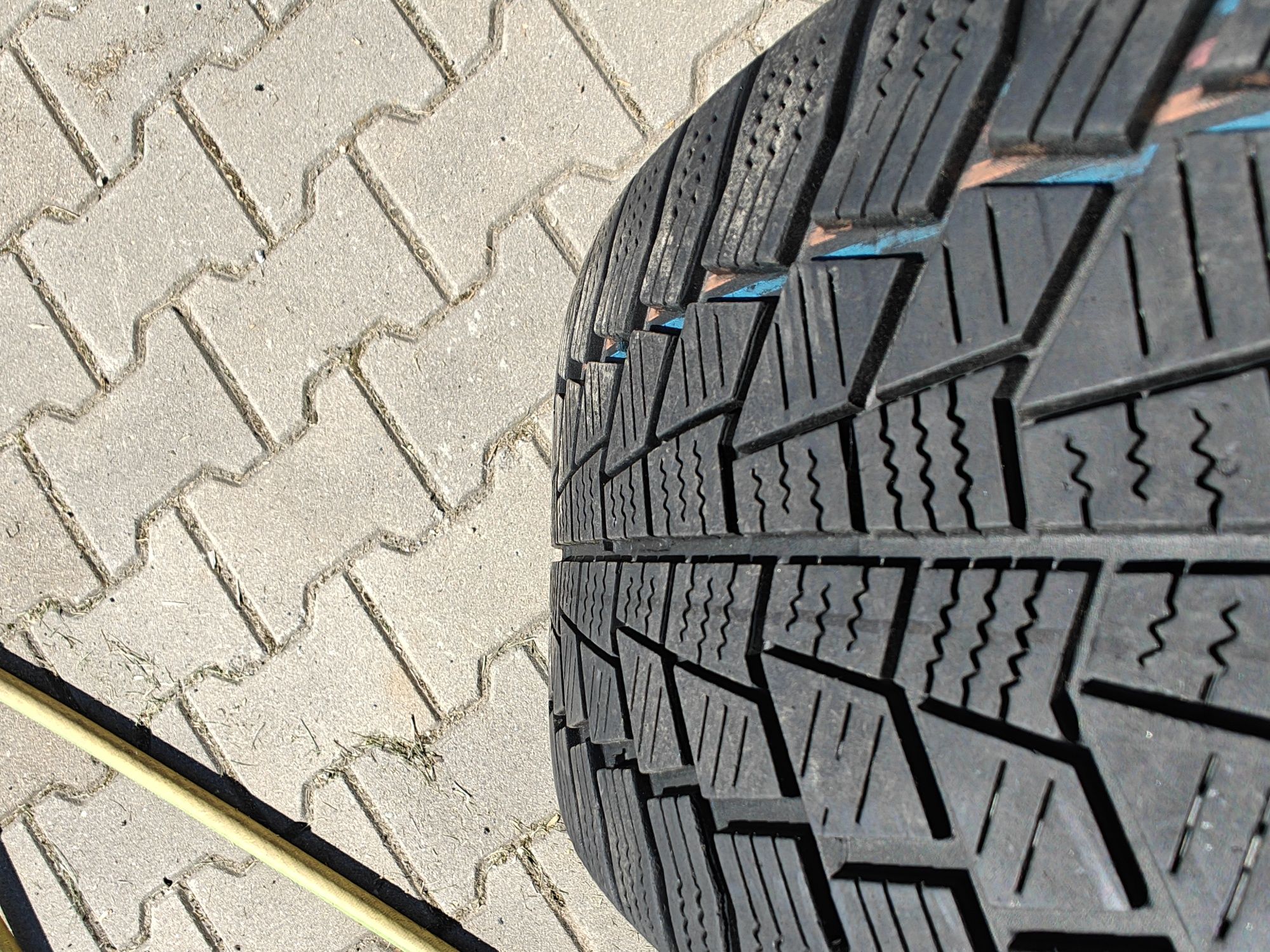 Felgi aluminiowe 5x112 r16 opony zimowe 215x55 vw, audi, skoda