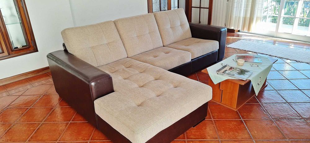 Sofá de 3 Lugares como novo e muito confortável