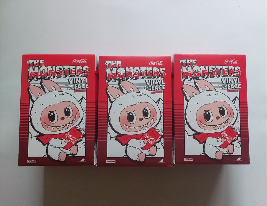 Лабубу монстер брелок Big into Energy