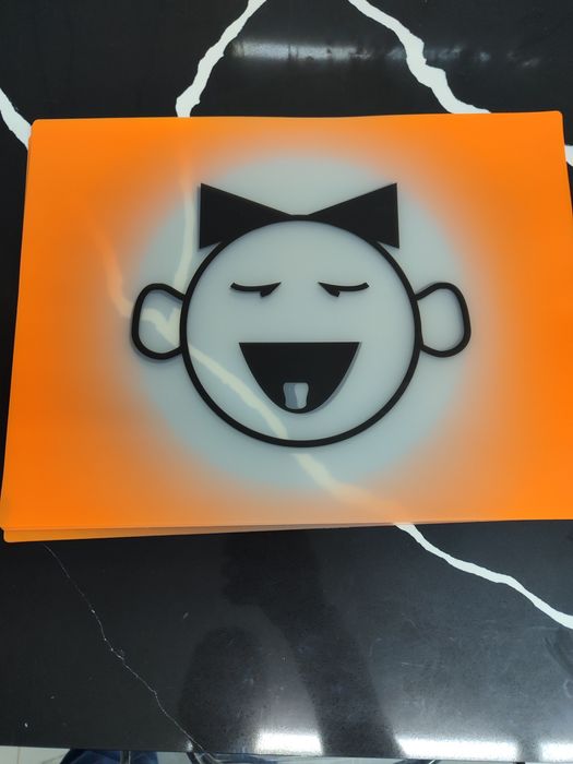 12 bases individuais de mesa novas - 4 de cada desenho