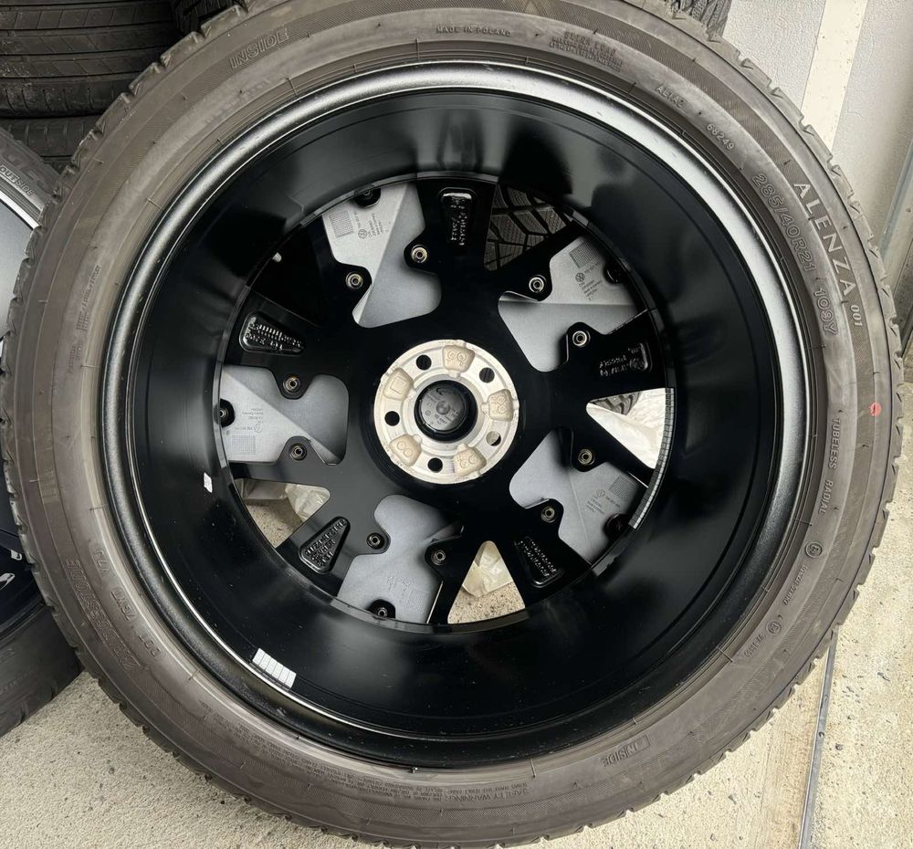 Диски R21 5x112 VW Touareg 23рік 285/40/21 Bridgestone