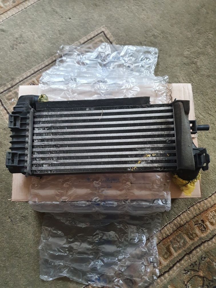 intercooler chłodnica powietrza FORD FOCUS MK3C-MAX KUGA BV61-9L440-CK