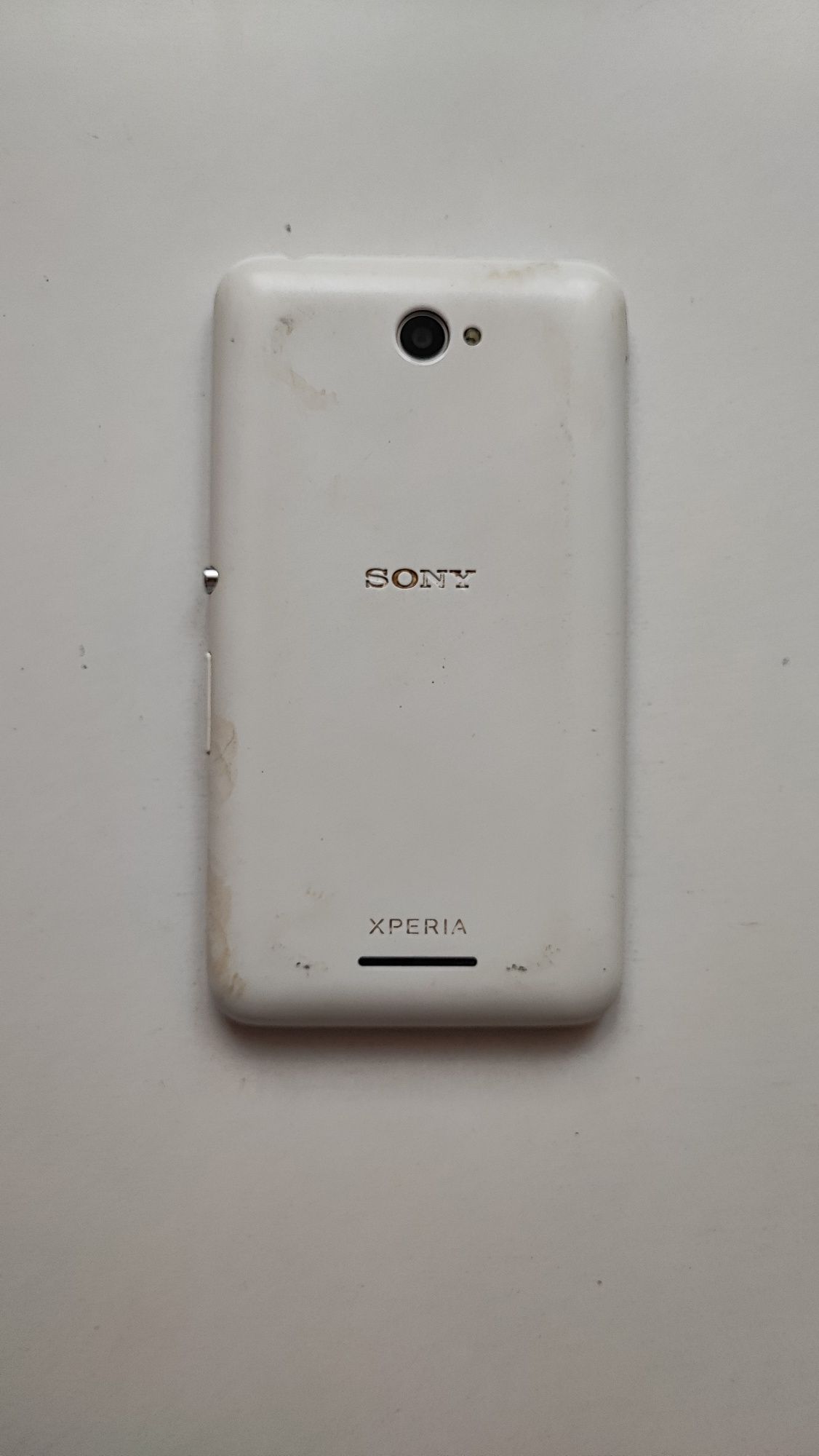 Smartfon Sony Xperia E4