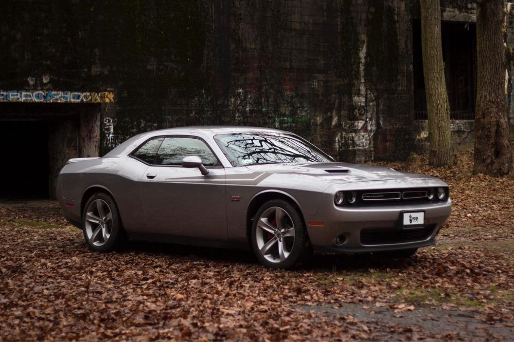 Dodge Challenger 5.7 V8 Hemi 2018 skóry 2kpl opon gratisy