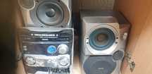 wieza philips fw c700 + kolumny -radio fm .kaseta .cd -dzialaja-aux