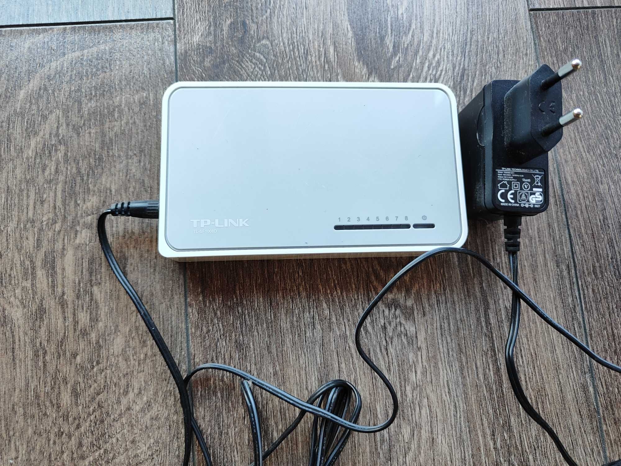 Switch TP-Link model TL-SF1008D 8 port